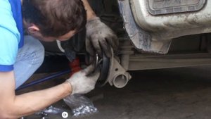 TOYOTA Premio / Allion 240. Замена шпилек заднего колеса.
