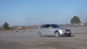 Мой первый корчь. беха единичка. BMW e87 дрифт на стоке)