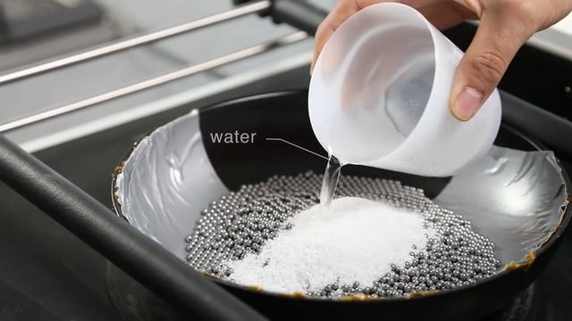 Испытание антипригарного покрытия GREBLON смотреть онлайн