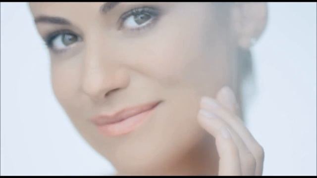 Реклама Черный Жемчуг - "Самоомоложение" (Анна Ковальчук)