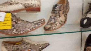 Магазины  в Паттайе. Магазин  Finding на Пляжной улице. Шоппинг. Обувь. Сумки. Когда откроют Таилан