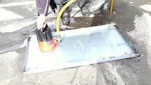 Дренажный насос Quattro Elementi Drenaggio 400 Zero в работе