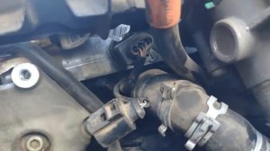 Замена термостата ауди A4  Audi A4 2.0T Thermostat Housing Assembly Replacement/ coolant thermostat