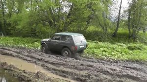 "Вездеходы". Полноприводные машины 4х4 / 6х6 на бездорожье