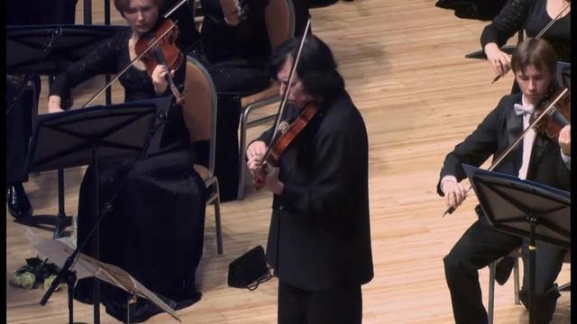 Bach Violin Concerto E-Dur BWV1042 Maxim Fedotov Part II смотреть онлайн