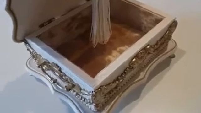 Коллекционная музыкальная шкатулка на заказ Маленькой Принцессе.