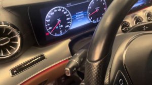 How to reset Mercedes benz E-class 200 model 2018 tire pressure
