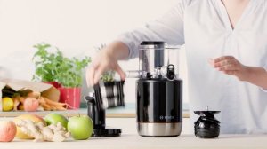 Как собрать шнековую соковыжималку Bosch VitaExtract. Видео-инструкция.