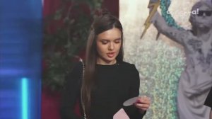 Даниил Грачёв ловит кринж с участниц на протяжении 1 минуты