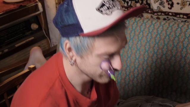 МЫ ИЗ 90х - СТАВИМ БАНКИ НА СПИНУ смотреть онлайн