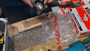 Распаковка нижних шаровых CTR от TOYOTA SEQUOYAH на TOYOTA HILUX SURF KZN185