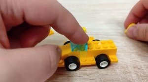 Гоночная машина Формула-1 из конструктора Lego