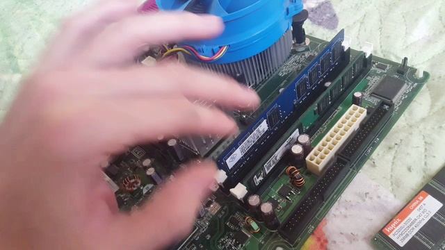 Немножко про память компьютера DDR