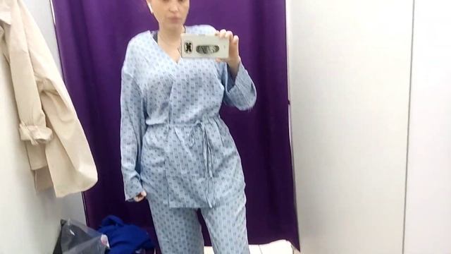 VLOG... НОВЫЕ БРЕНДЫ  В МАГНИТКОСМЕТИК. ПОКРАСИЛАСЬ. БОСИКОМ ПО ТРАВЕ.