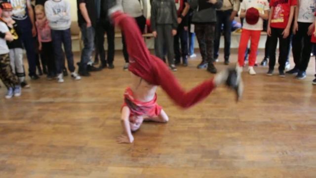 B-Boy Power vs B-Boy Bond STATUS69 TOP16 смотреть онлайн