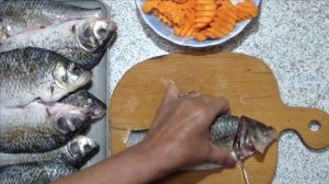 Вкусные РЫБНЫЕ КОНСЕРВЫ  из карася или другой костлявой рыбы, в собственном соку, в мультиварке.