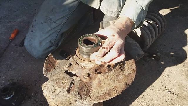 ЗАМЕНА СТУПИЦЫ И ПОДШИПНИКА.ВАЗ 2110