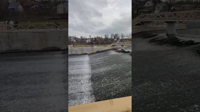 Зарайский Кремль и плотина на реке Осётр. смотреть онлайн