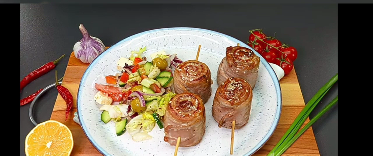 Вот так я готовлю мясо для гостей. Мясные рулетики на шпажках!?