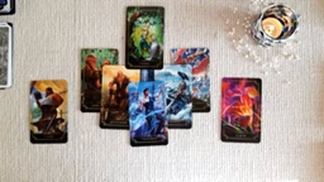 ПОЧЕМУ НЕ ВЕЗЕТ В ЛИЧНОЙ ЖИЗНИ? Расклад на Таро и Оракулах.