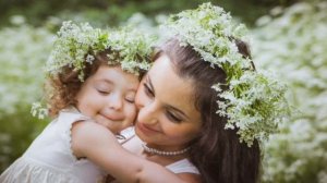 Смотреть онлайн. Мамы и дети. Детские фото. Красивые видео про малышей и мам.