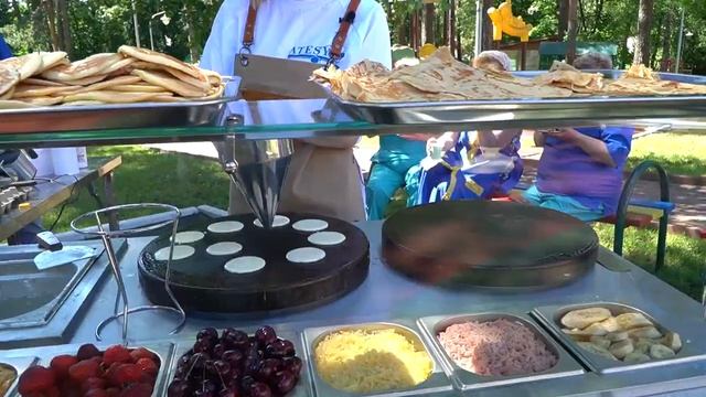 Видео-обзор блинной станции Atesy Лакомка БС-2.400-1350.750-02 смотреть онлайн