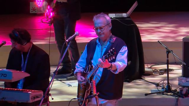 Fabiana Cantilo Eti Leda| La Ballena Azul смотреть онлайн