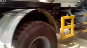 North benz beiben 4x4 gully emptier waste vacuum tanker 10cbm wechat/whatsapp/viber: 86-13635733504