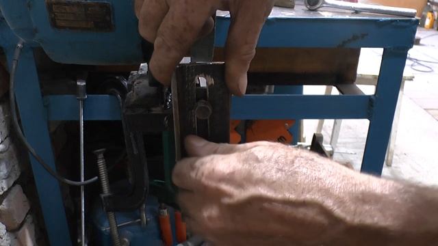 Подручник и защита на Наждак/Точило своими руками... смотреть онлайн