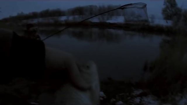 Рыбалка на теплом канале в г.Новочеркасск. Кривянская. Рыбалка на фидер зимой. смотреть онлайн