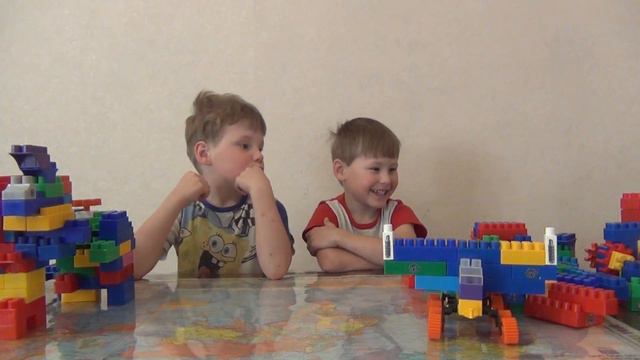 ТОБОТЫ СКРИЧЕРЫ ИЗ КОНСТРУКТОРА БАУЕР смотреть онлайн