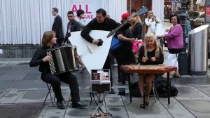 Уличные музыканты в Вене, Австрия