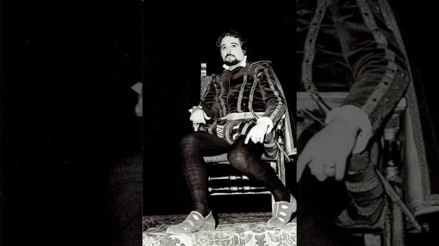 Renato Francesconi- La Donna e' mobile (Leone Magiera on piano) смотреть онлайн