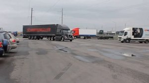 Работа ABS полуприцепа в сцепке с американским траком.