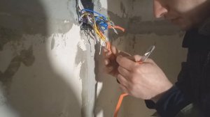 Эпизод #8 - Быстрая и качественная пайка проводов в распределительной коробке