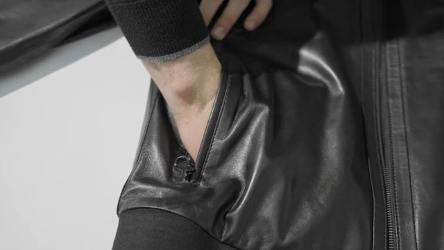 Мужская короткая кожаная куртка на трикотажной резинке VAV-6 смотреть онлайн