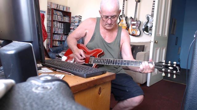 Gibson 339 cherry first model from custom shop смотреть онлайн