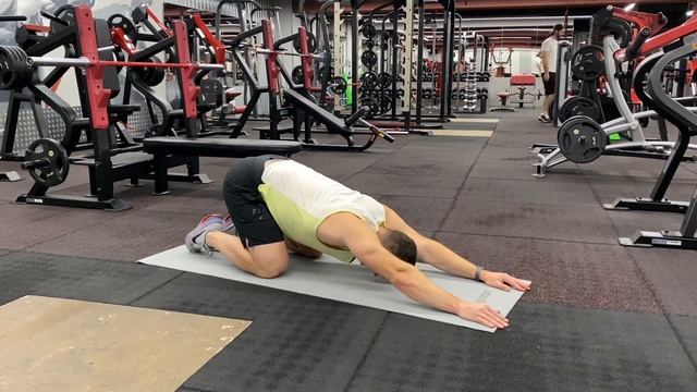 Растяжка плеч (на четвереньках) смотреть онлайн