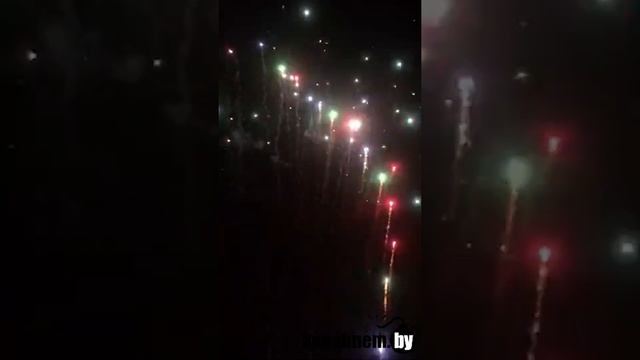 Фонтаны холодного огня + салют "Свадебный (FP-B371)". Astoria Riverside.
