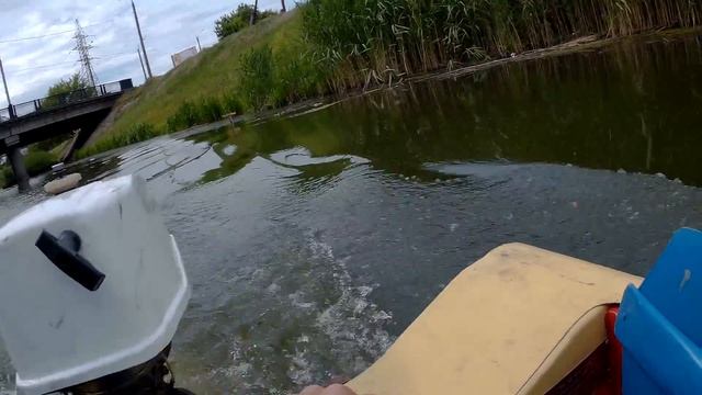 Лодочный мотор Салют (сток винт 2х лопастной) vs Романтика смотреть онлайн