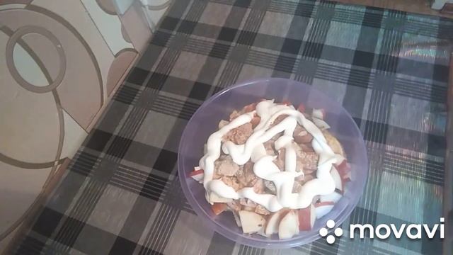Курица с яблоками, в рукаве, запечённая в духовке. Вкусно, быстро. Бомбический вкус?