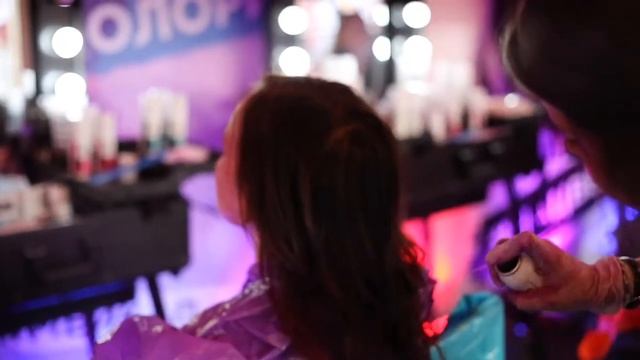 L'oreal Paris Colorista смотреть онлайн