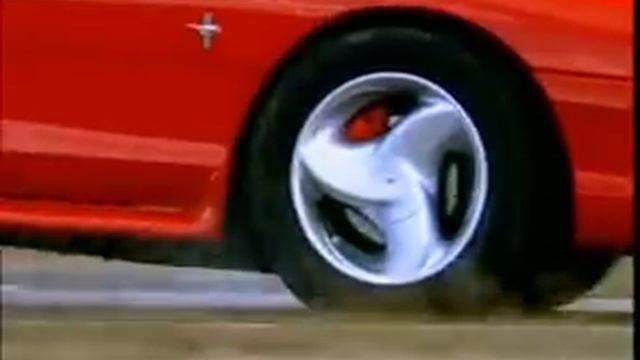 красная машина смотреть онлайн