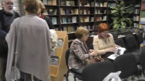 21.06.2017 В книжной гостинной магазина Нур - маркет в Казани.   06796