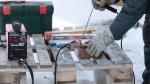 Сварочные работы в деревне. Мой сварочный аппарат Мастер 162.