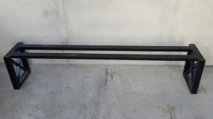 Стол из сосны на металлокаркасе для улицы