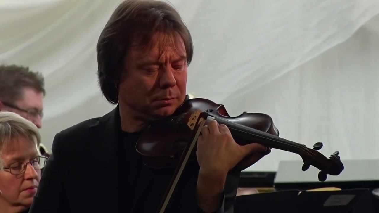 Н. Паганини. Концерт № 1 для скрипки с оркестром соч. 6. Илья Козлов (скрипка) 18-03-2024 смотреть онлайн