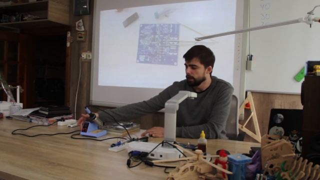 Монтаж електронних компонентів матодом пайки смотреть онлайн