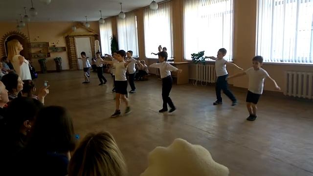 2018.04.14 - Открытый урок по хореографии у Артура. Самба. Мальчики. 1 смотреть онлайн