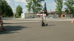 Развлечение для детей и взрослых! Катаемся на электросамокате! Игрополис